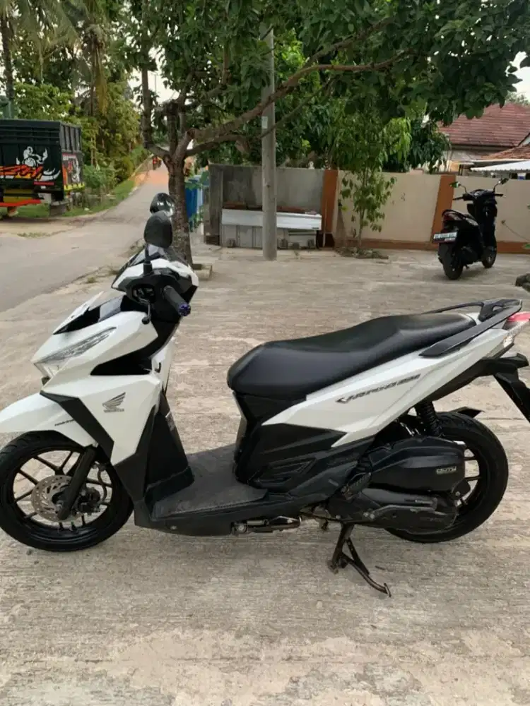 Di jual cepat motor Honda Vario