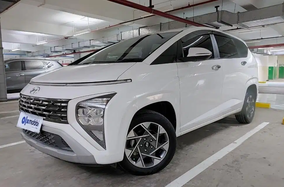 Like New TDP 11JT Hyundai Stargazer 1.5 Prime Bensin-AT 2022 Putih