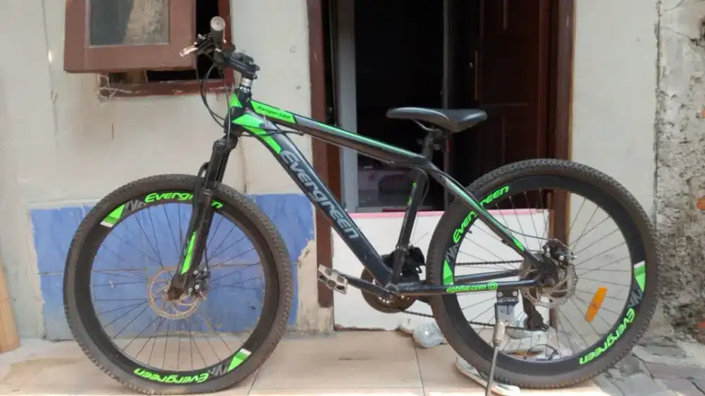 Sepeda gunung Evergen