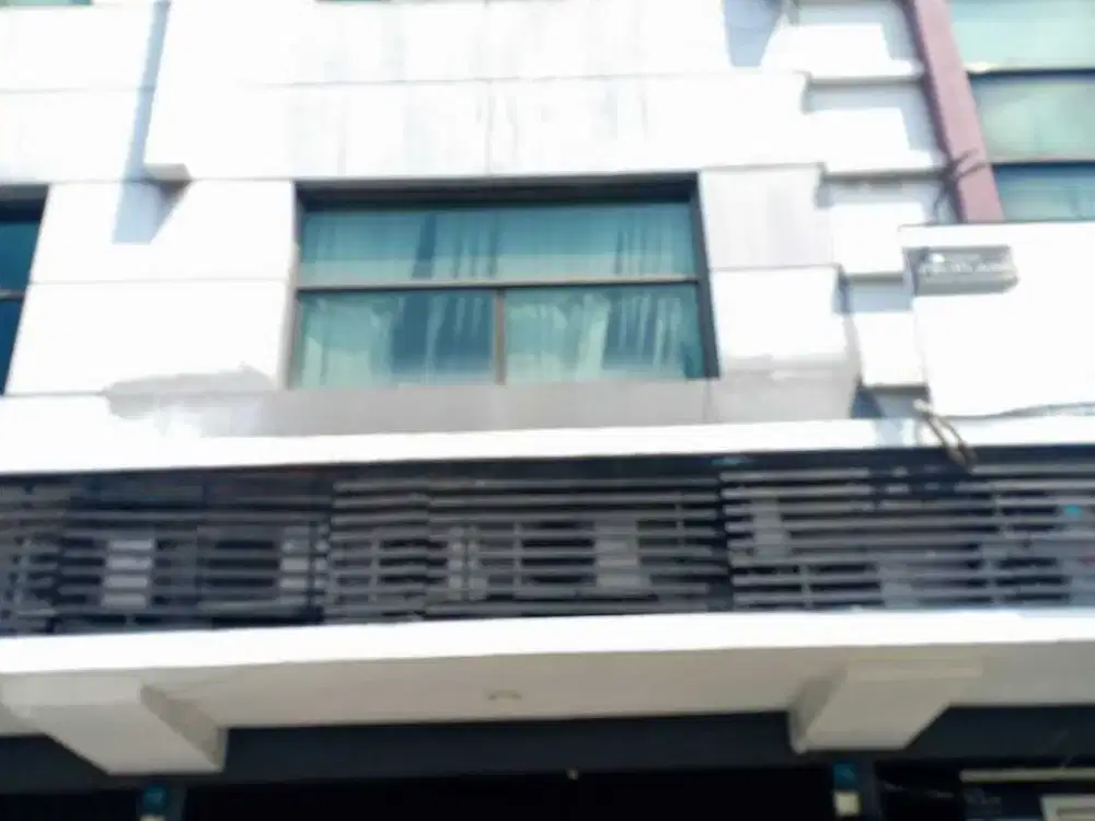 Ruko Tangerang Tangcity Mall hadap jalan raya beauty kecantikan skin