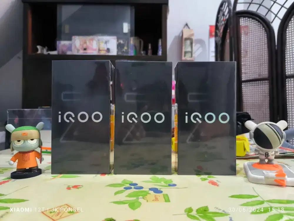 Vivo Iqoo Z9 5G garansi resmi BARU ; segel dus