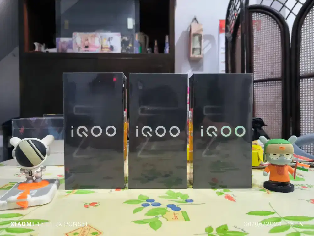 Vivo Iqoo Z10 5G garansi resmi BARU ; segel dus