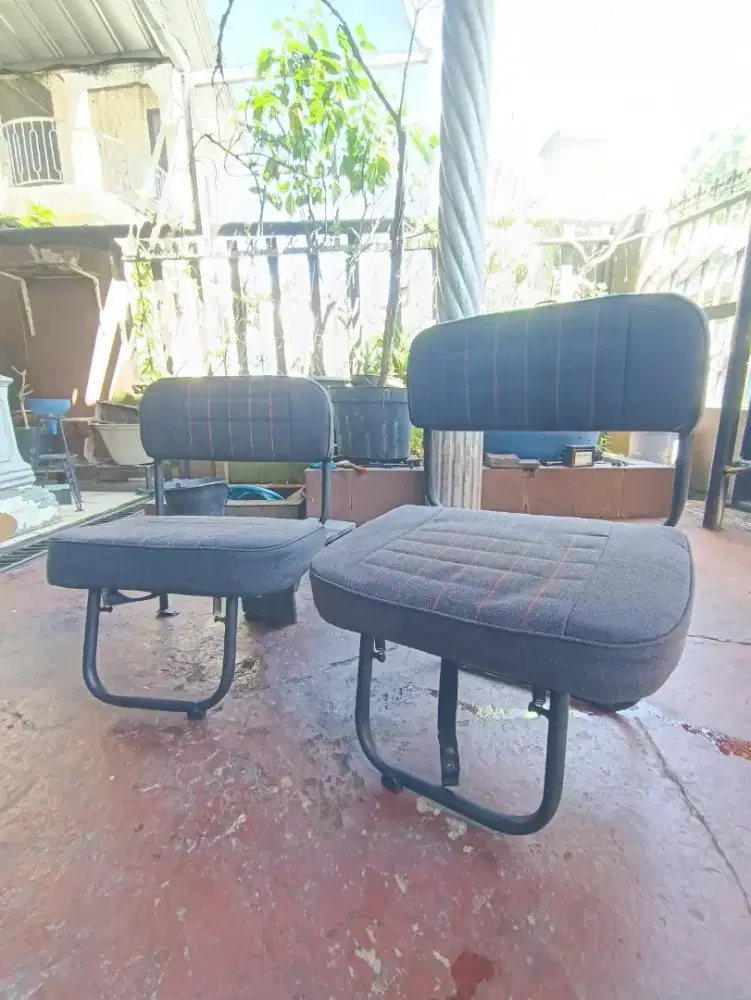 Kursi Belakang Taft Rocky