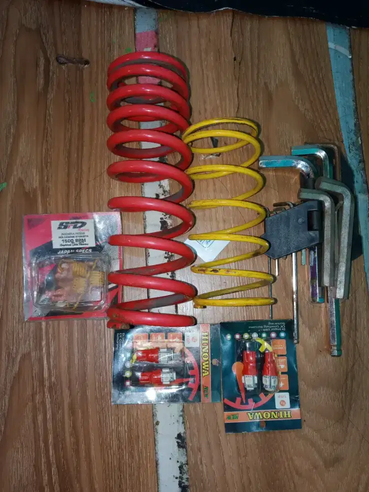 Di jual per shock dan cvt dll