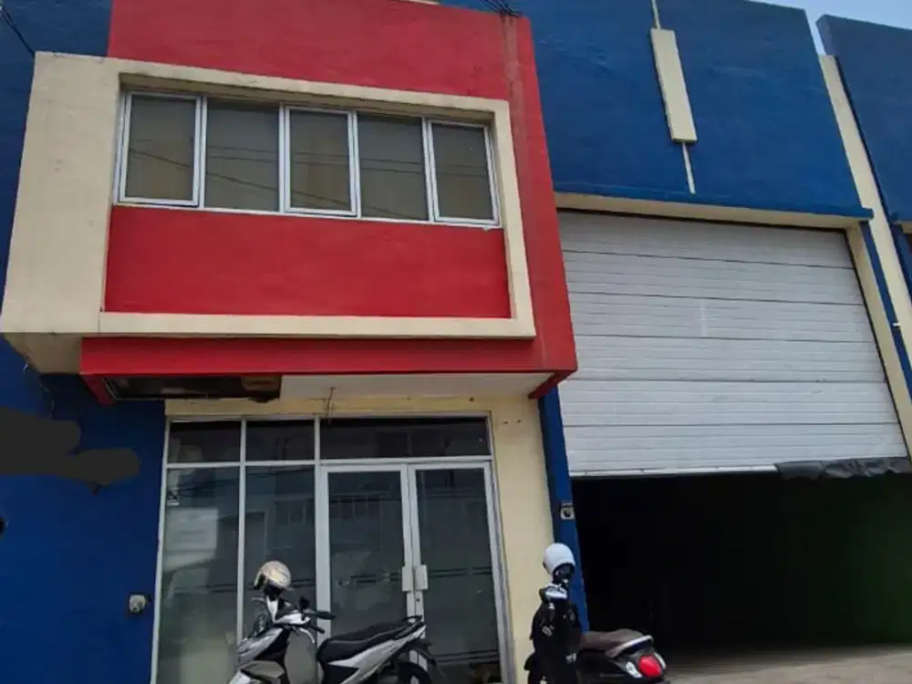 Dijual Gudang Siap Pakai di Komplek Pergudangan Central Cakung, Jakarta Timur