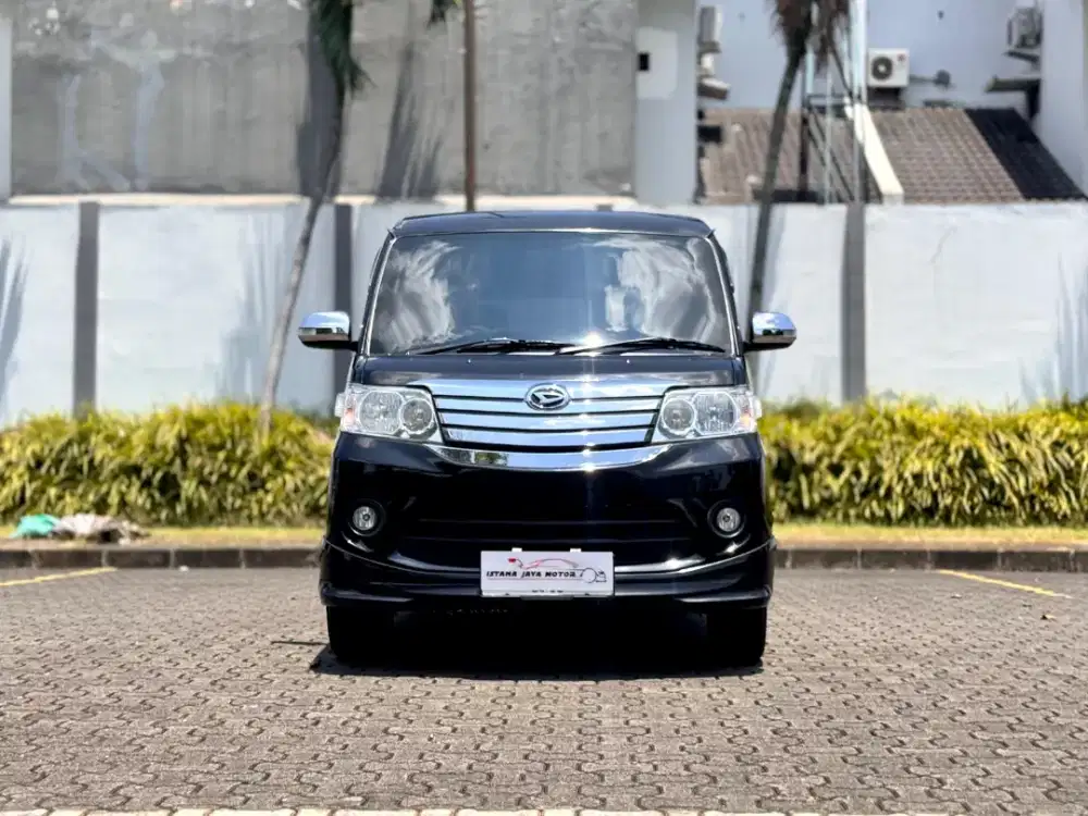 Daihatsu Luxio X MT 2020