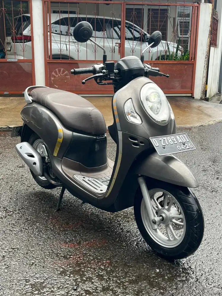 Honda SCOOPY 2021 Stylish Keyless FI Cbs ISS # Beat Scoopy