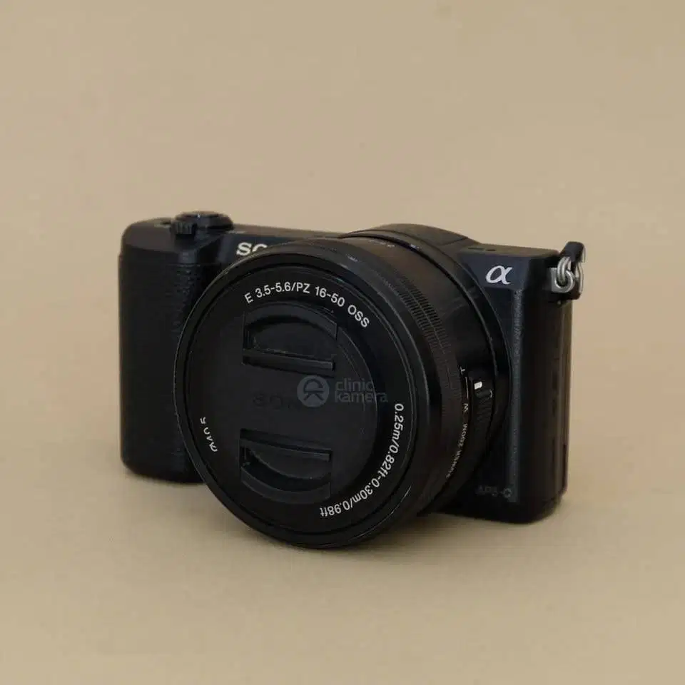 Sony A5100 kit 16-50mm OSS Black