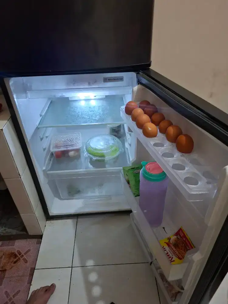 KULKAS SHARP 2 PINTU NOMINUS