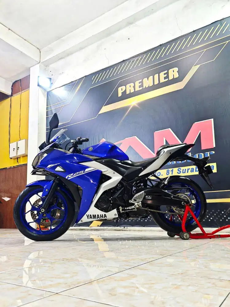 Yamaha R25 FI TH 2017 Biru cakep Anugerah motor rungkut