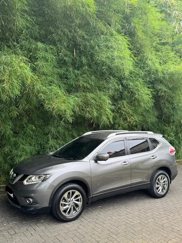 Nissan Xtrail T32 2.5 AT 2015 Record