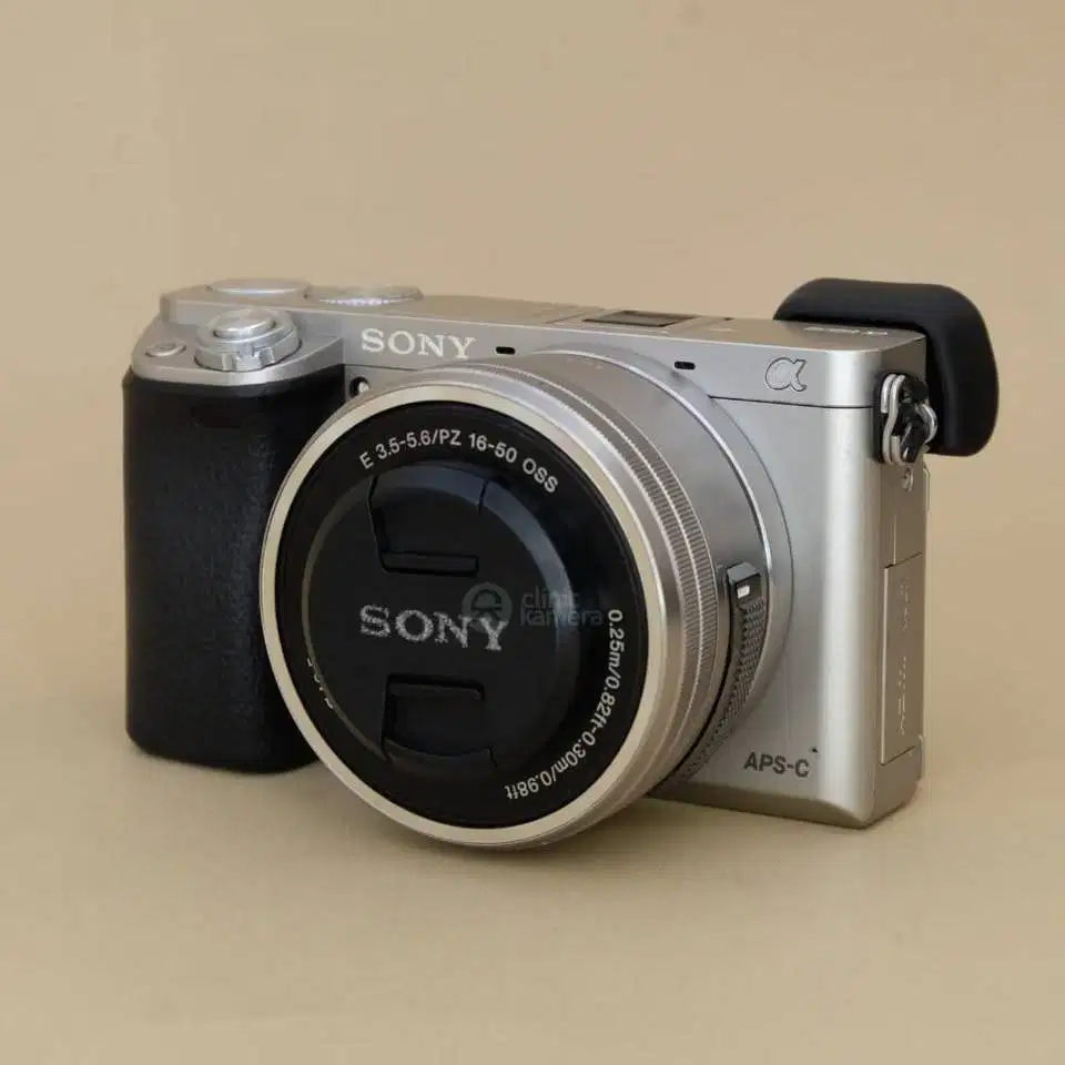 Sony a6000 Kit 16-50mm OSS Silver