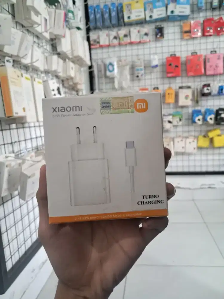TC XIAOMI 33 W TURBO CHARGING