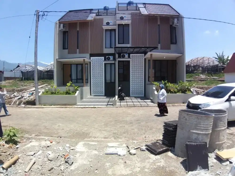 Dijual Villa Mewah di Batu, View Pegunungan & Udara Sejuk