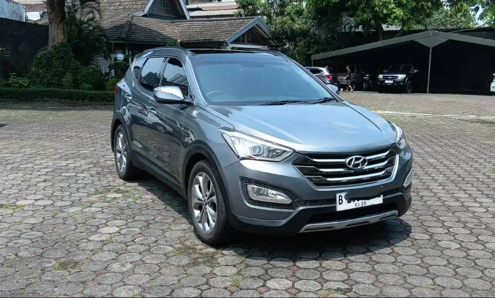 Jual Hyundai Santa Fe CRDI Diesel 2.2 Tahun 2012 Warna Abu Mulus