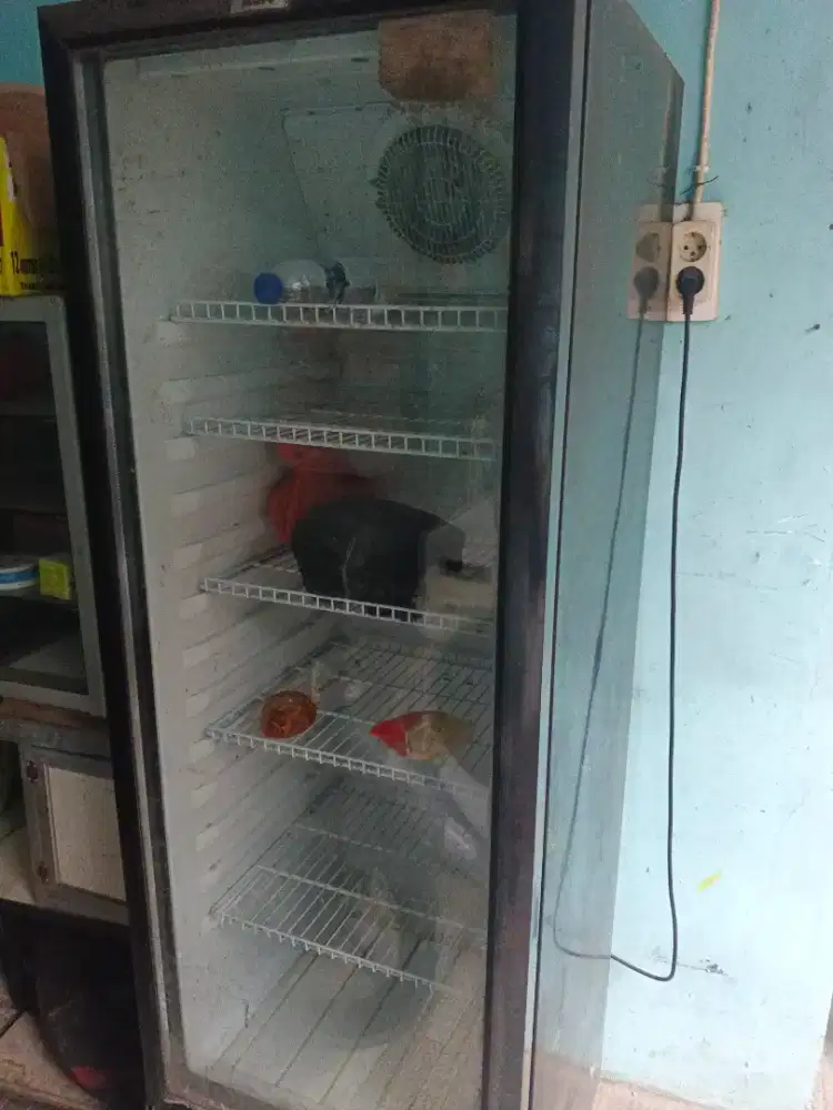 Jual kulkas / showcase bekas