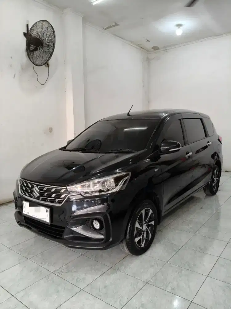 Suzuki Ertiga GX Hybrid 2023 Matic Hitam Mulus