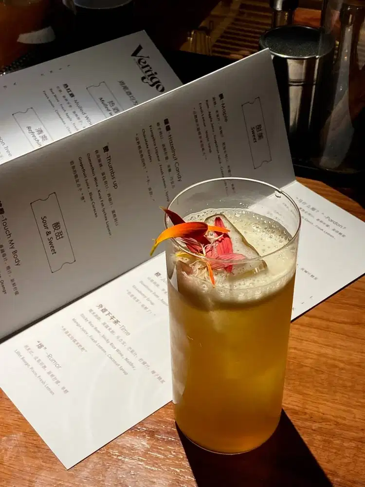 HOST LIVE ! bisa bergabung secepatnya