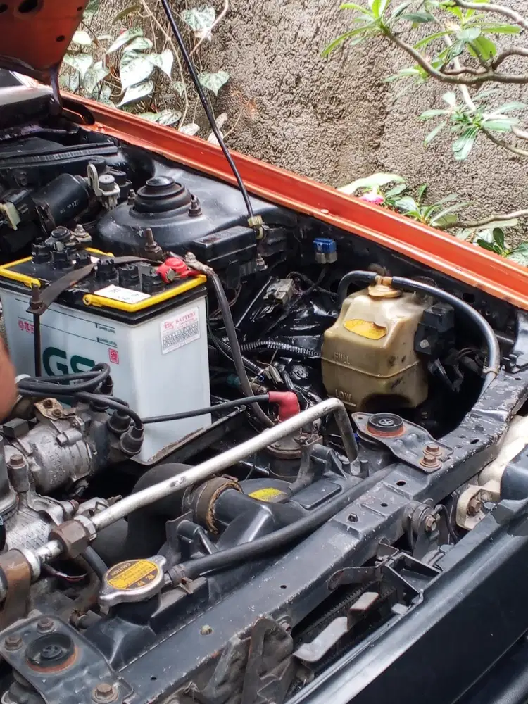 Ford laser 1997 Bensin