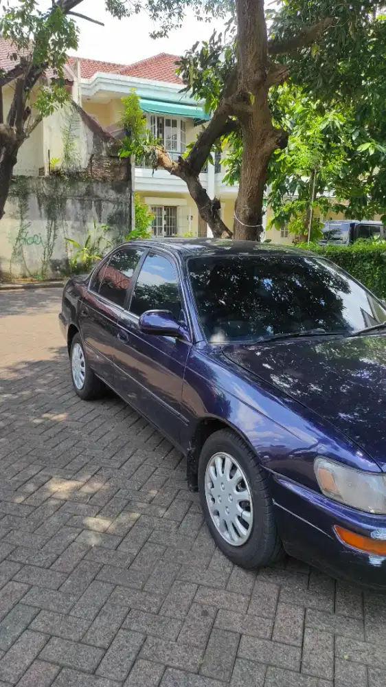 Great corolla 1.5 AT Biru Metalic CBU