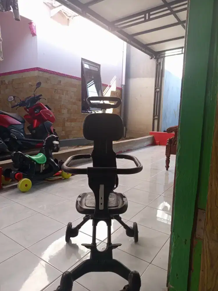 Stroller duduk bayi (bekas)