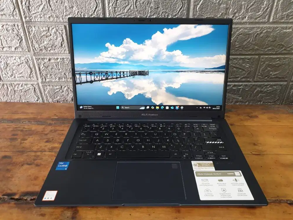 Asus Vivobook A1404ZA i5-1235U 8/512GB FHD Garansi Oktober 2026