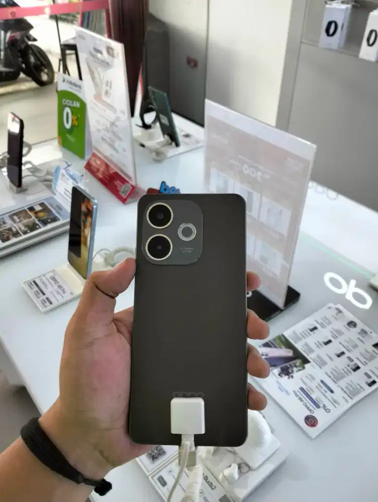 READY OPPO A5 PRO 8/128 GARANSI RESMI