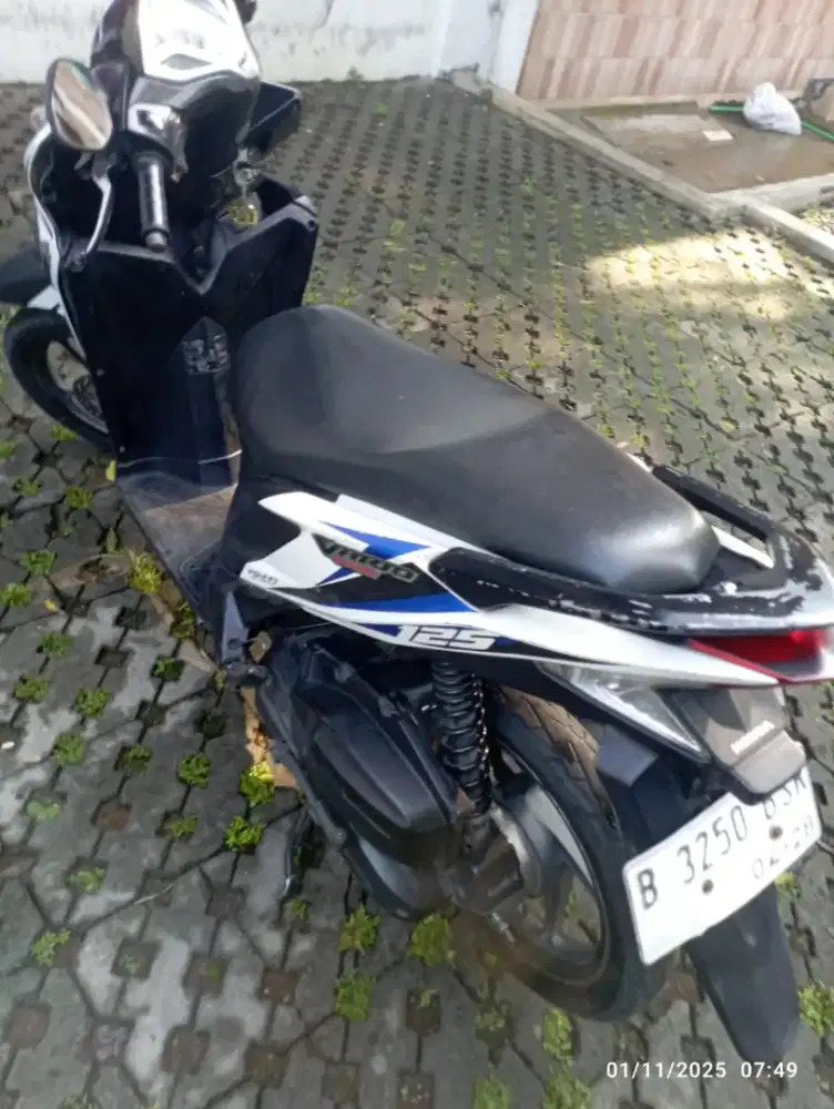 Vario old 125 2013 komplit