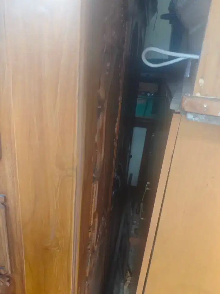 Lemari Jati 2 pintu dan 3 pintu