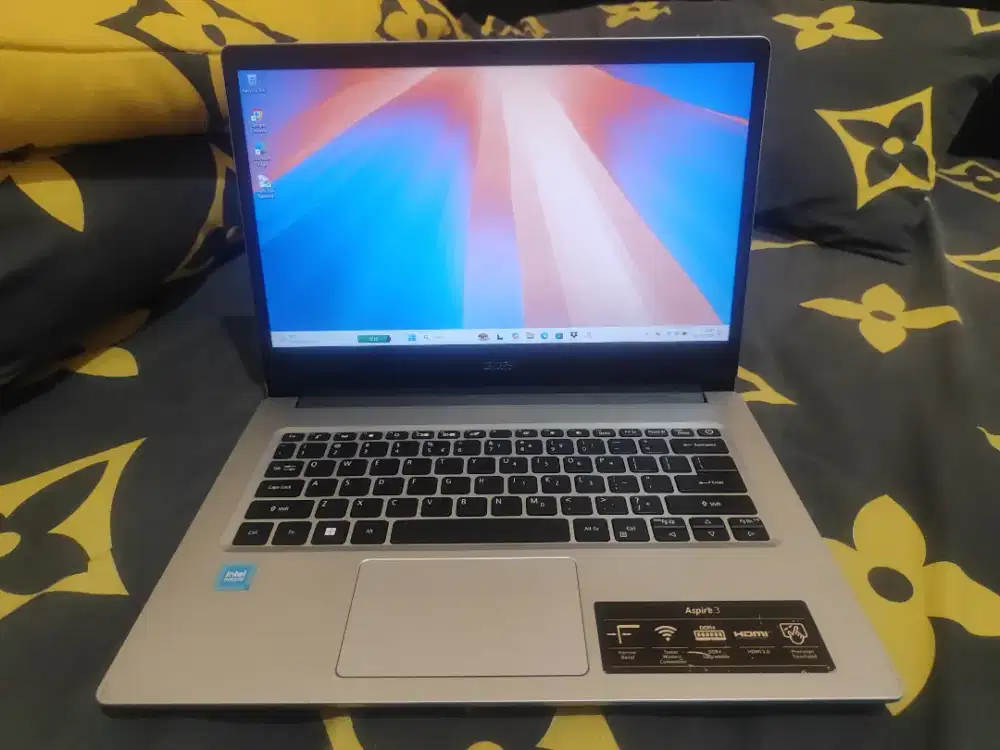 Acer aspire 3 segel ram 8