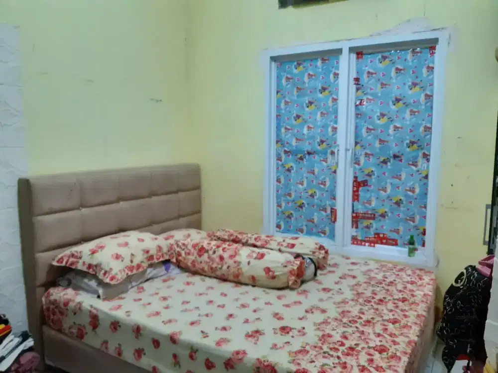 Dijual / Disewa Rumah Cipondoh Strategis