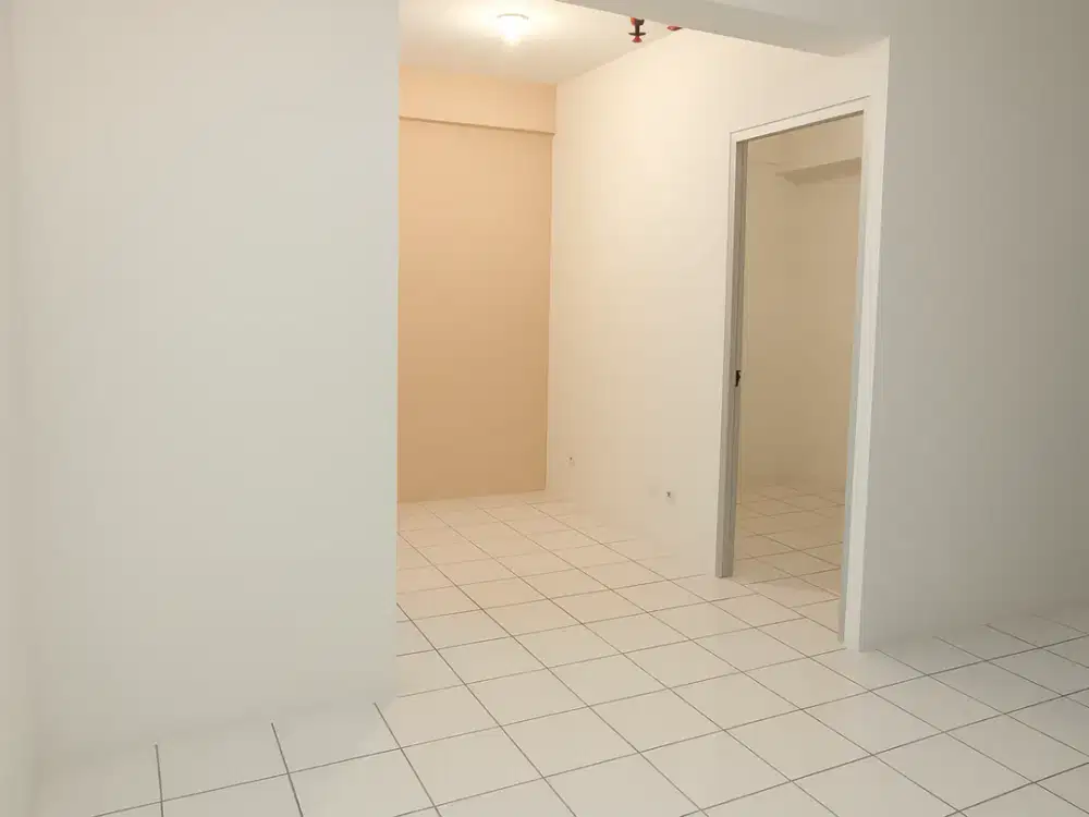 Disewakan Murah 2BR Unfurnish Hook Pancoran Riverside Apartemen