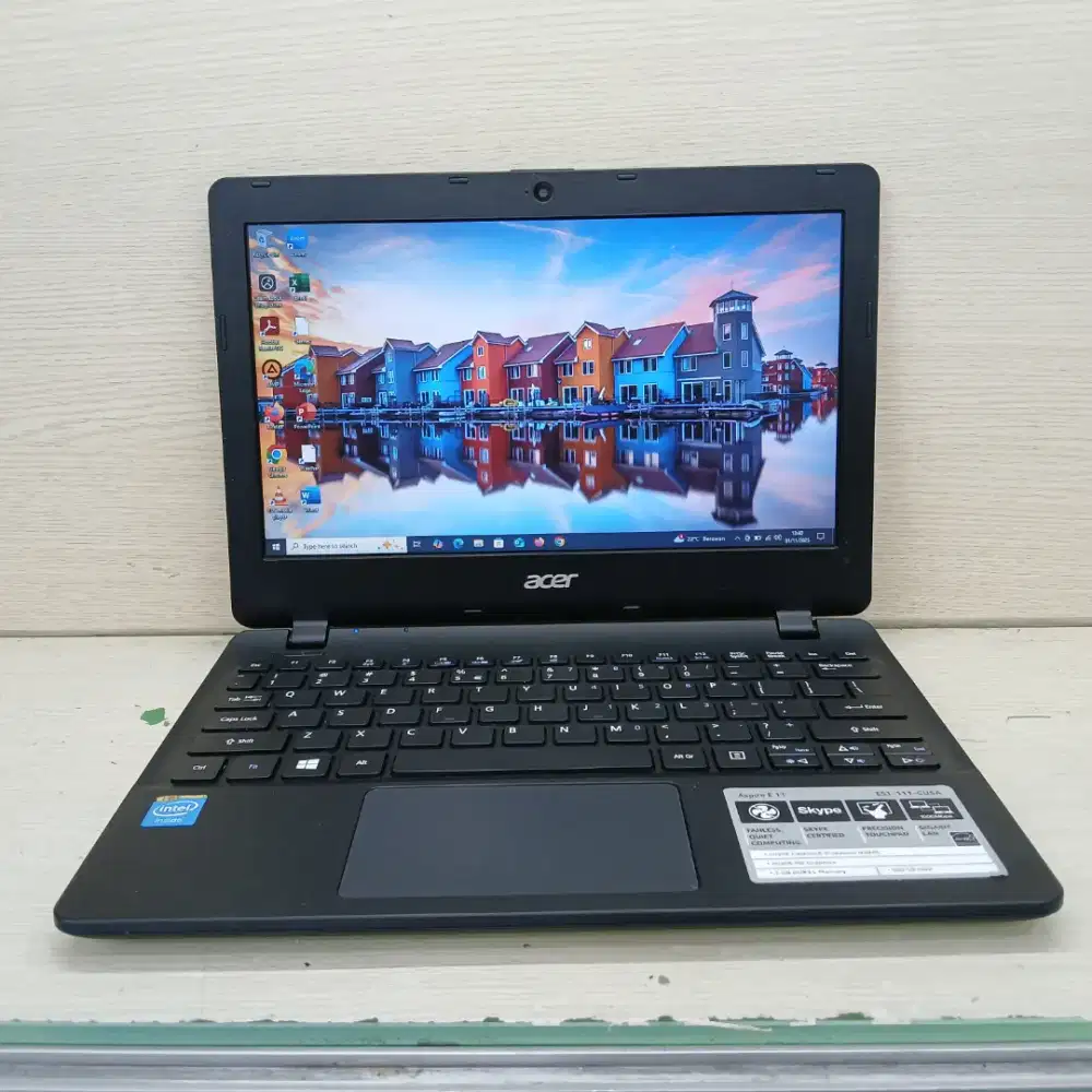 Acer es1 111m intel celeron N2840 ram 4gb ssd 128