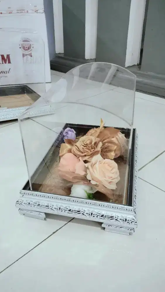 Kotak Seserahan Akrilik