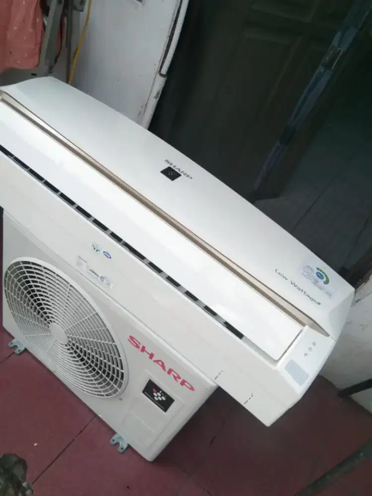 D jual ac sharp plasma cluster 1/2 pk, sama pasang dan pipa 3 meter