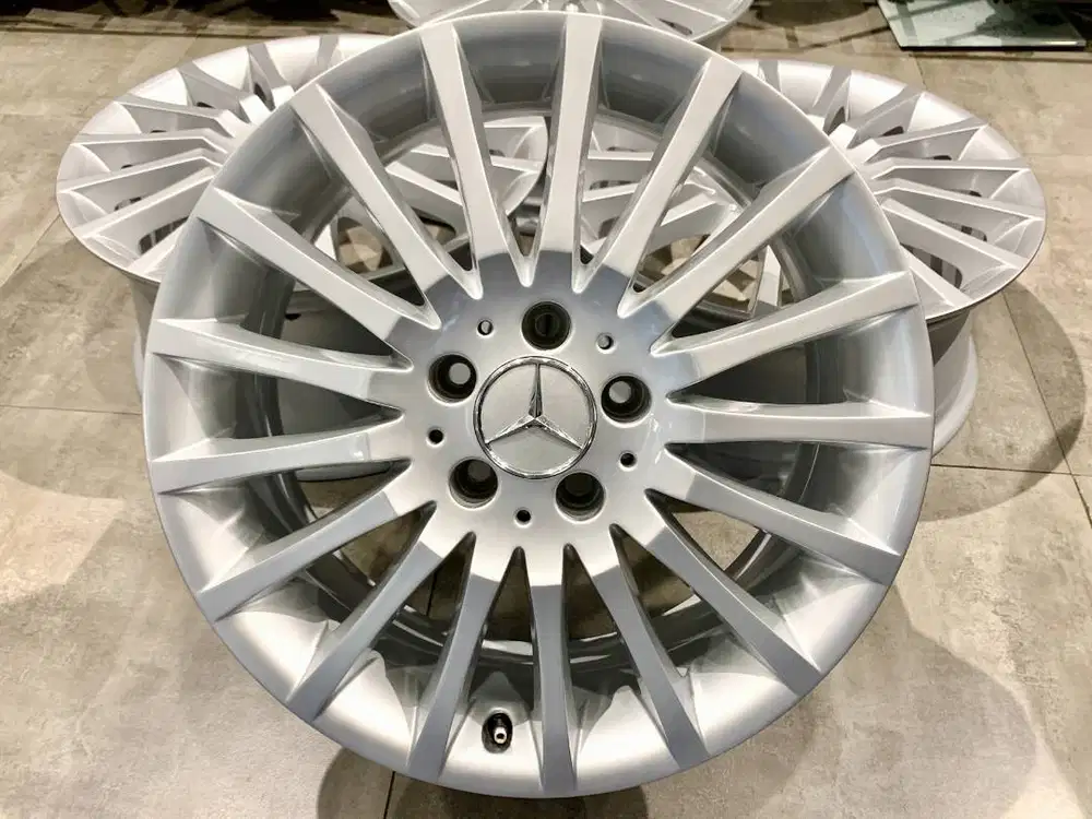 Velg OEM Mercedes Benz C300 W204, R-17, Lebar 7.5 - 8.5, PCD 5x112