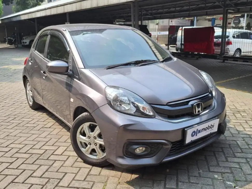 DP MURAH Honda Brio Satya 1.2 E Bensin-AT 2017 Abu-Abu CNIJB