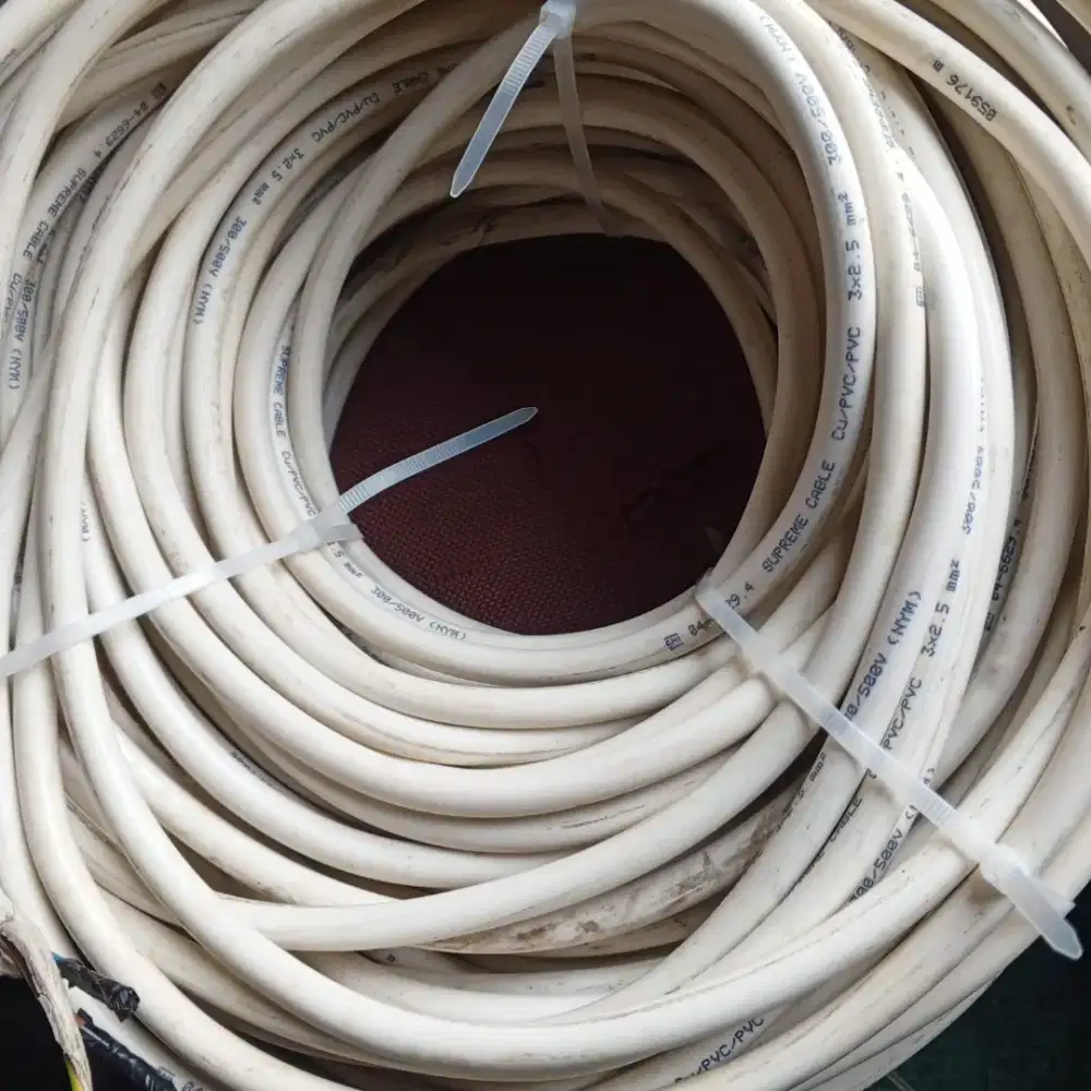 Kabel listrik SUPREME NYM 3 x 2,5 mm