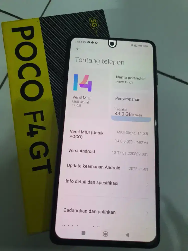 Poco F4 GT RAM 12/256