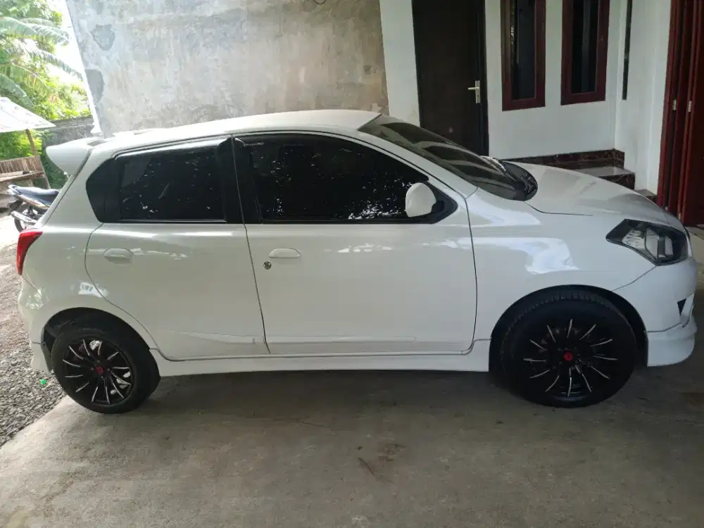 NISSAN DAKSUN GO PANCA DUA BARIS