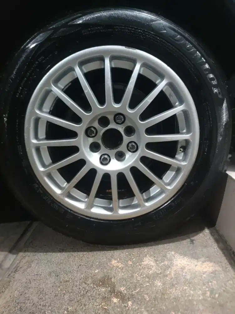 Velg OZ ring 16 Italy double pcd + Ban 205/60 /2023 Dunlop