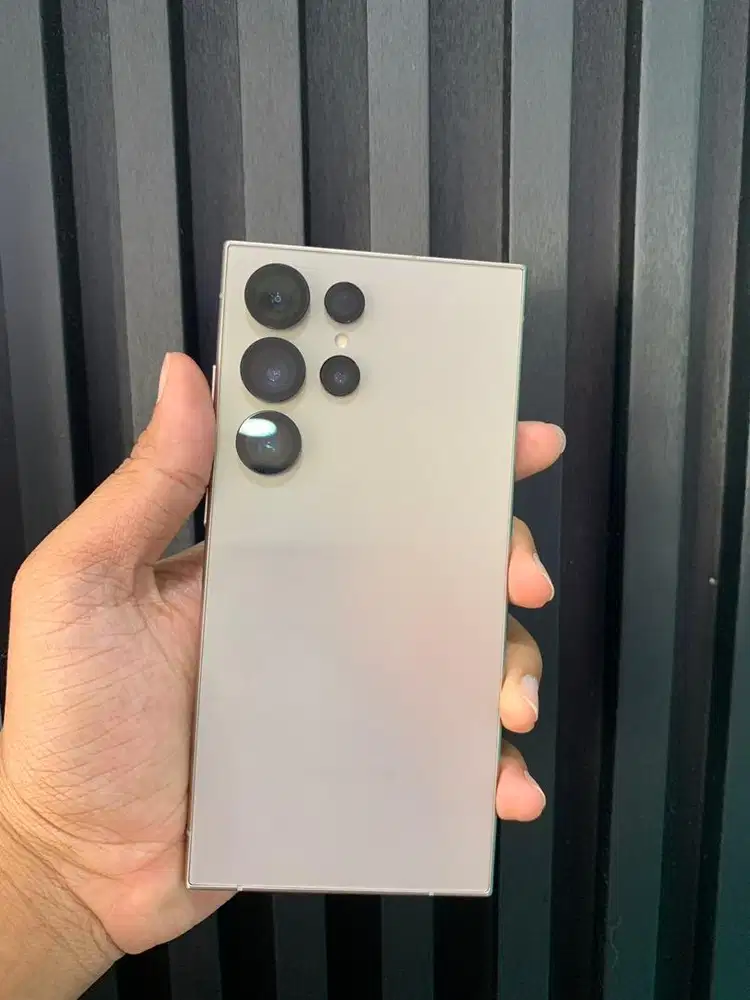 Samsung S24 Ultra 12/256GB - Second SEIN