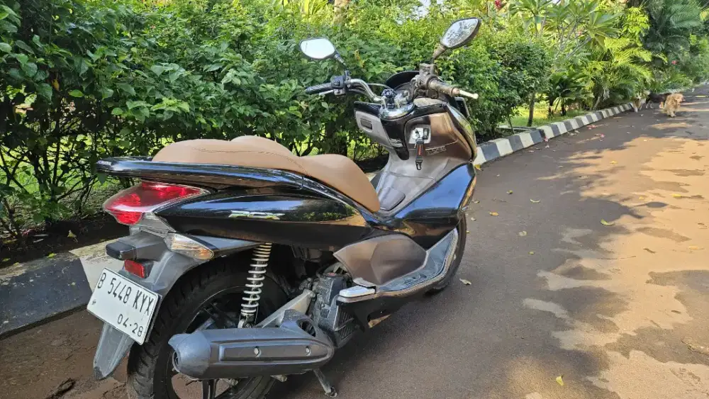 Jual Cepat BU PCX Low Km 40 rb Full Original Pajak Hidup Surat Lengkap