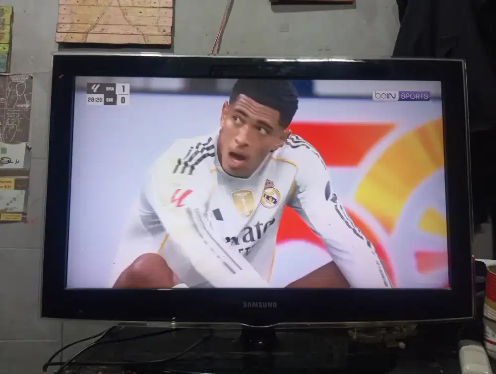 TV lcd samsung 32 inch