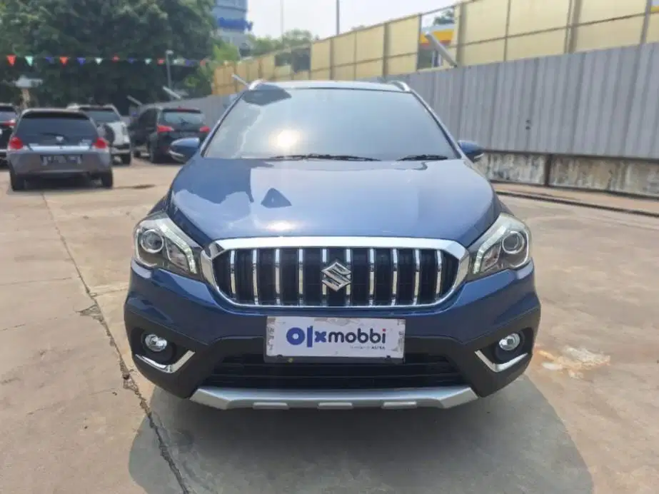 DP MURAH Suzuki SX4 1.5 S-Cross Bensin-AT 2019 Biru CBICB
