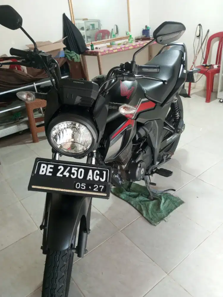Honda cb verza 150