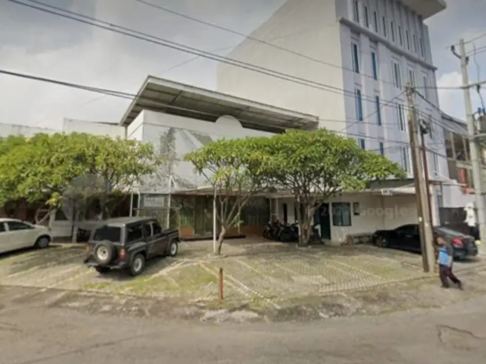 RUMAH Jl Wr Supratman STRATEGIS PUSAT KOTA