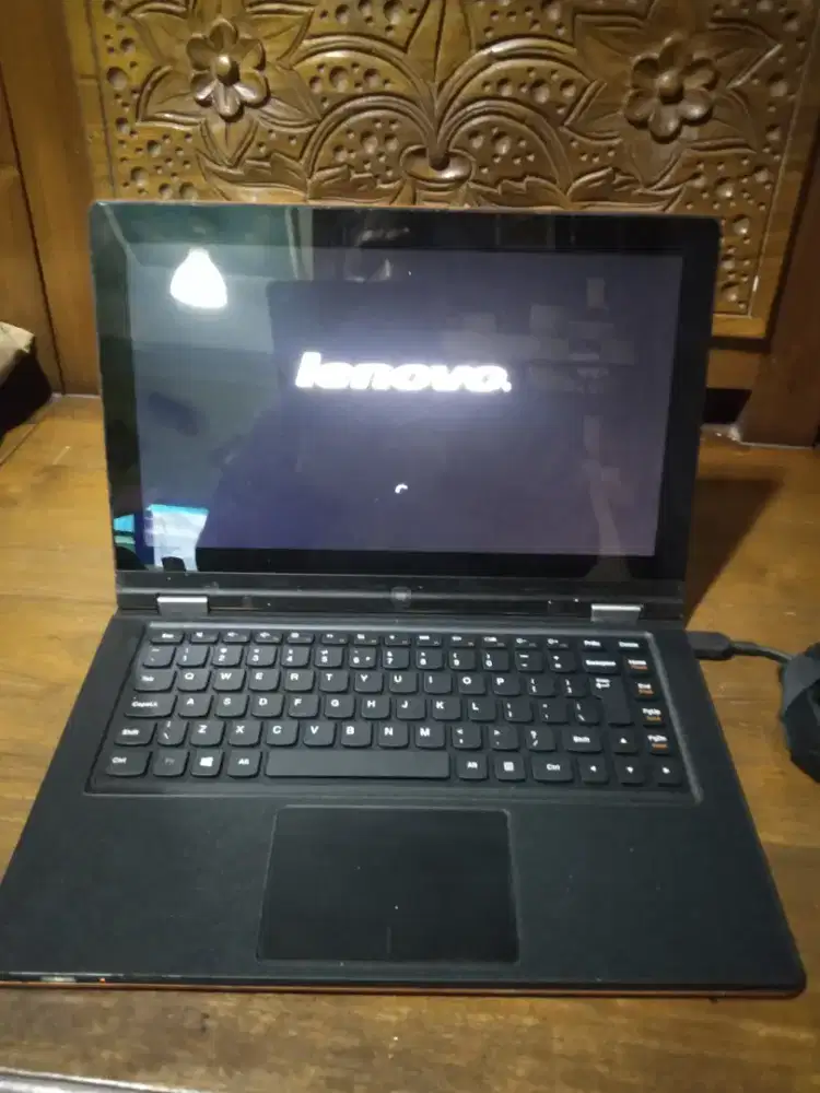 Lenovo Ultrabook yoga 2  corei5 ram 8gb SSD 256 GB touchscreen