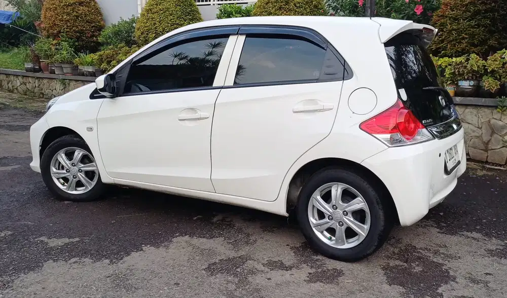 Km 46Rb Brio E matic 2018 putih