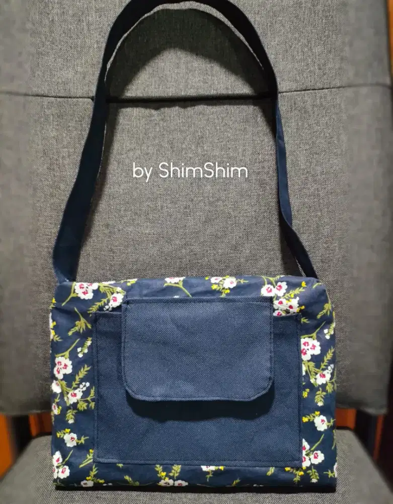 Tas remaja dan wanita